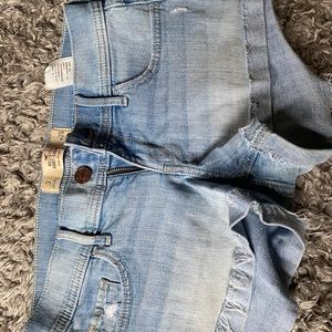 Low rise short shorts